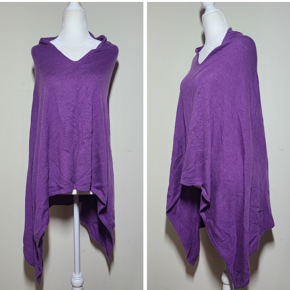 100% Cashmere Made in Nepal Purple Poncho Sweater